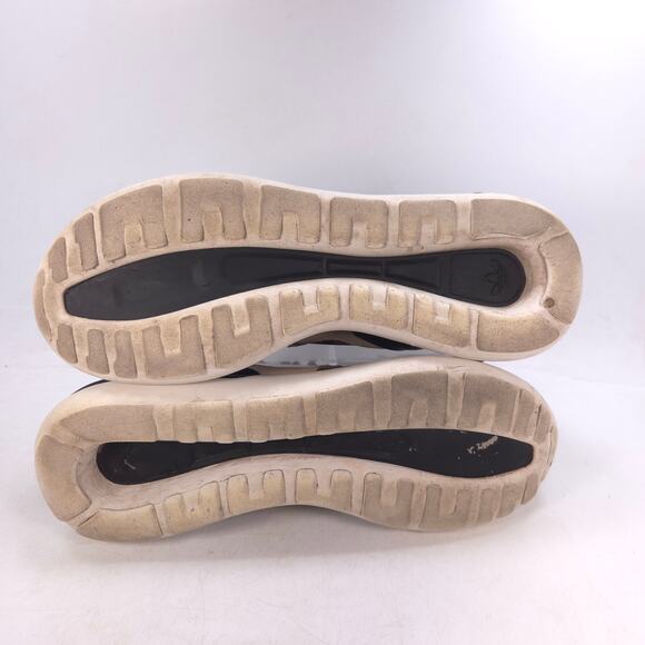 Adidas Tubular Runner Athletic Running Training Shoe Mens Size 10.5 B35638 Brown - Picture 7 of 10